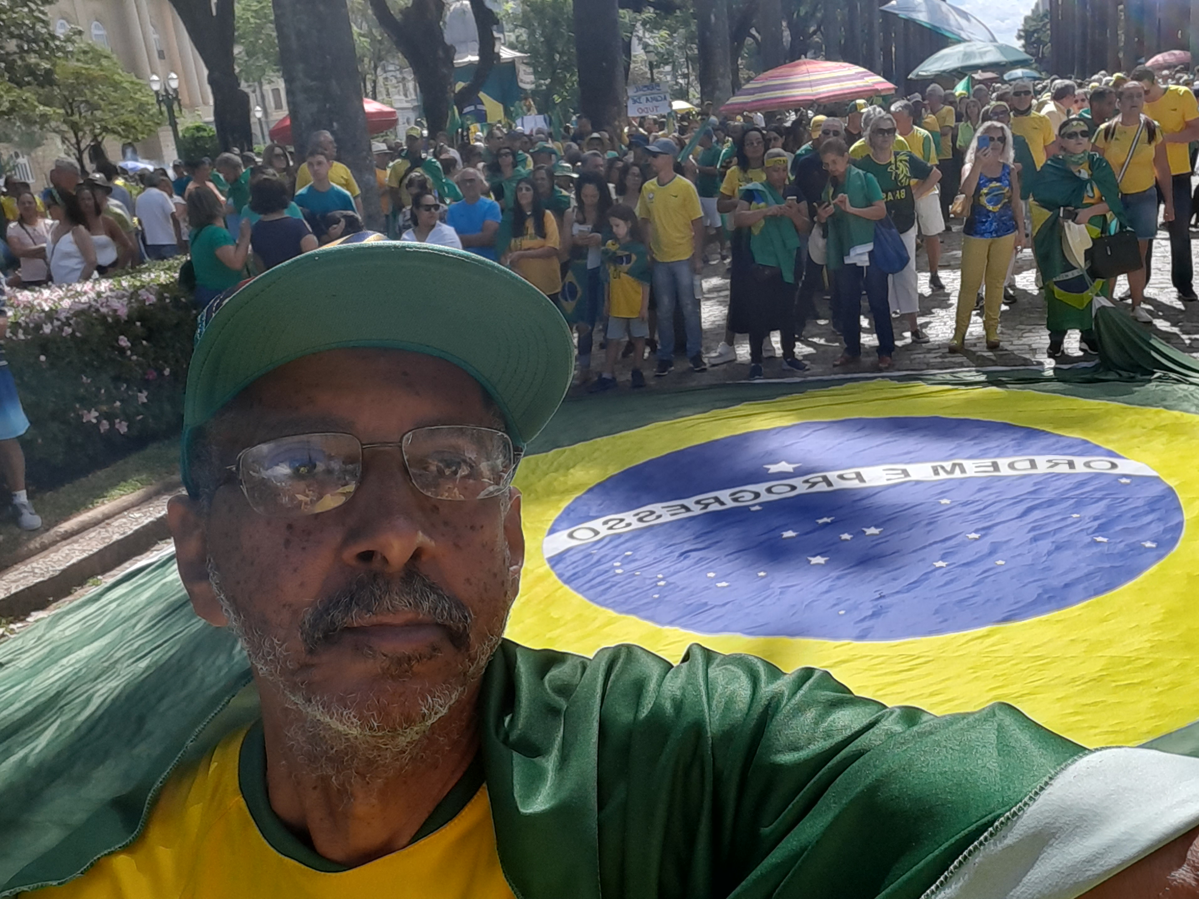 Web Rádio Conexão Brasil 