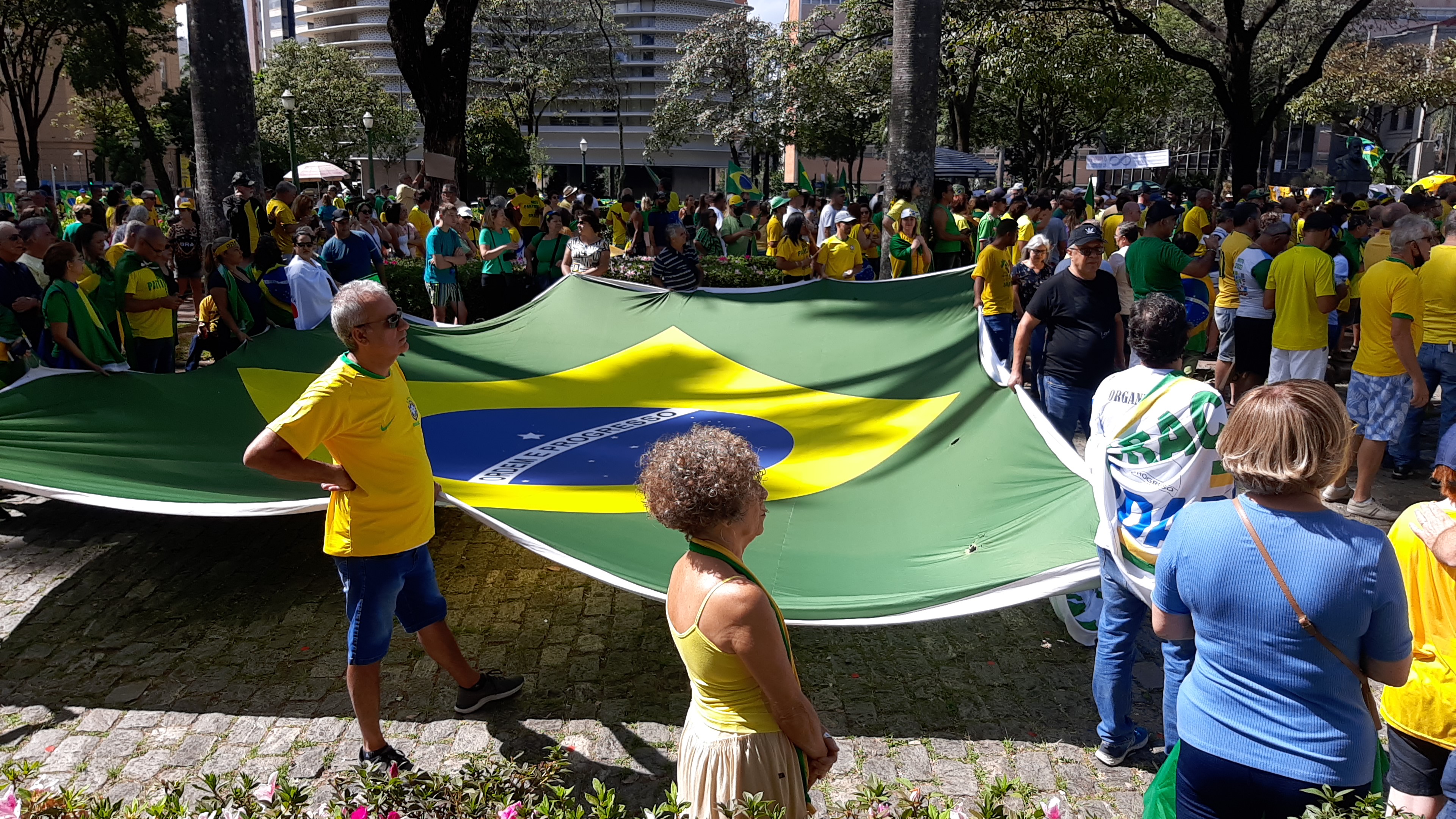Web Rádio Conexão Brasil 